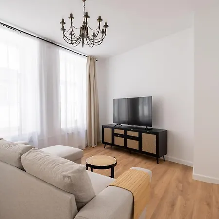 Apartamento Spacious 1-bedroom In The Heart Of Old Town