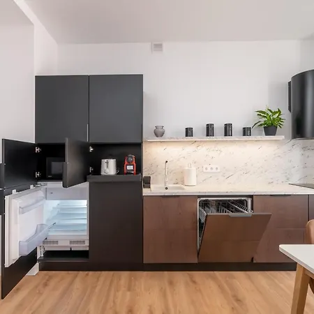 Apartamento Spacious 1-bedroom In The Heart Of Old Town Riga